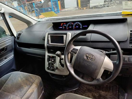 toyota Noah (import) Dec 2012 Parts & Wrecking