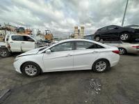 2010 Hyundai I45 image 4