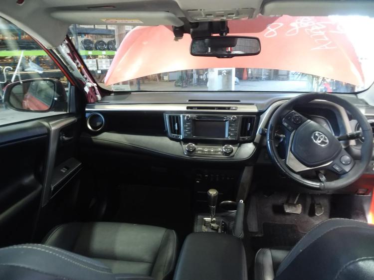 toyota Rav4 XA40 AWD CRUISER Sep 2015 Parts & Wrecking