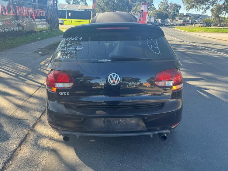 volkswagen Golf 2010 Parts & Wrecking