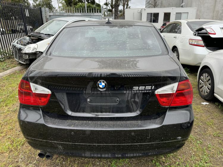 bmw 3 Aug 2005 Parts & Wrecking