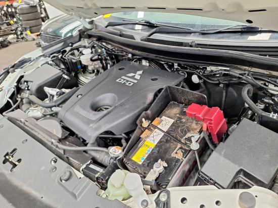 mitsubishi Engine 