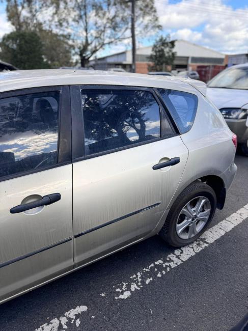 mazda 3 2004 Parts & Wrecking