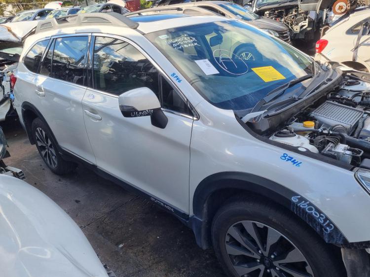 subaru Outback PREMIUM 2015 Parts & Wrecking