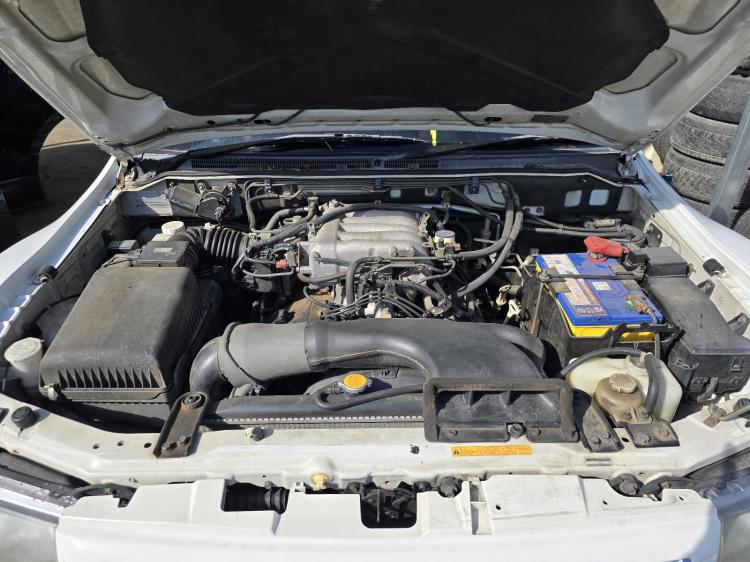 mitsubishi Pajero NP EXCEED Aug 2003 Parts & Wrecking