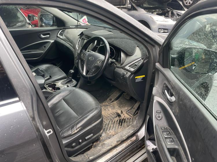 hyundai Santa Fe DM Oct 2013 Parts & Wrecking