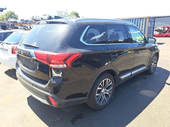 mitsubishi outlander RIGHT GUARD 