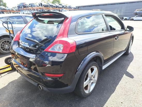 volvo c30 RIGHT GUARD 