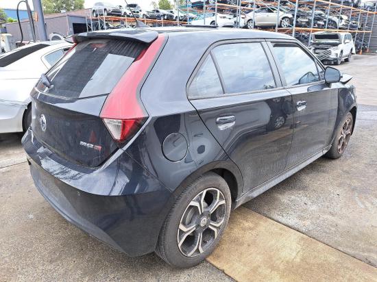 mg mg3 RIGHT TAILLIGHT 