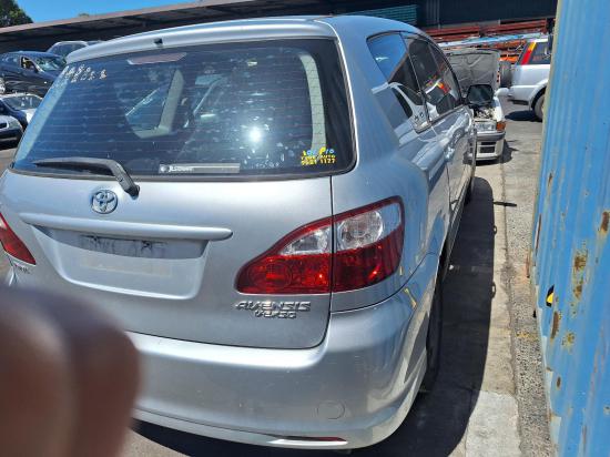 toyota avensis Bonnet / Hood 