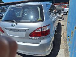 Toyota Avensis image 4