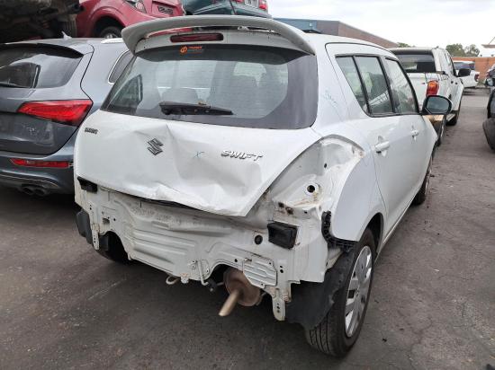 suzuki Swift Aug 2011 RIGHT GUARD 