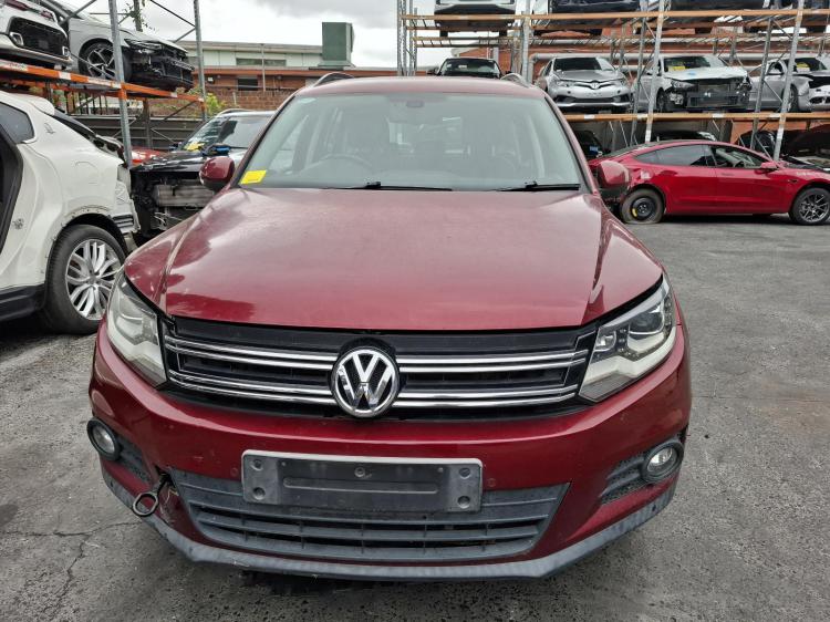volkswagen Tiguan 5N Apr 2012 Parts & Wrecking