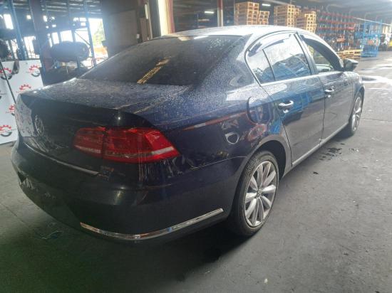 volkswagen Passat 3C Jun 2013 RIGHT TAILLIGHT 