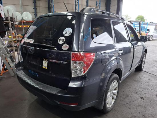 subaru forester RIGHT DOOR MIRROR 