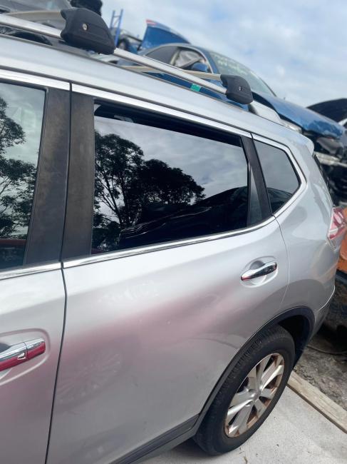 nissan X Trail QR25 Aug 2016 Parts & Wrecking