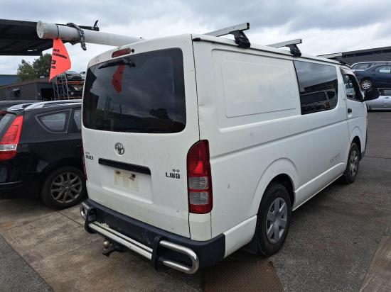 toyota Hiace TRH201R Jul 2007 LEFT FRONT DOOR 