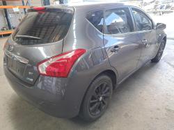2015 Nissan Pulsar C12 image 4