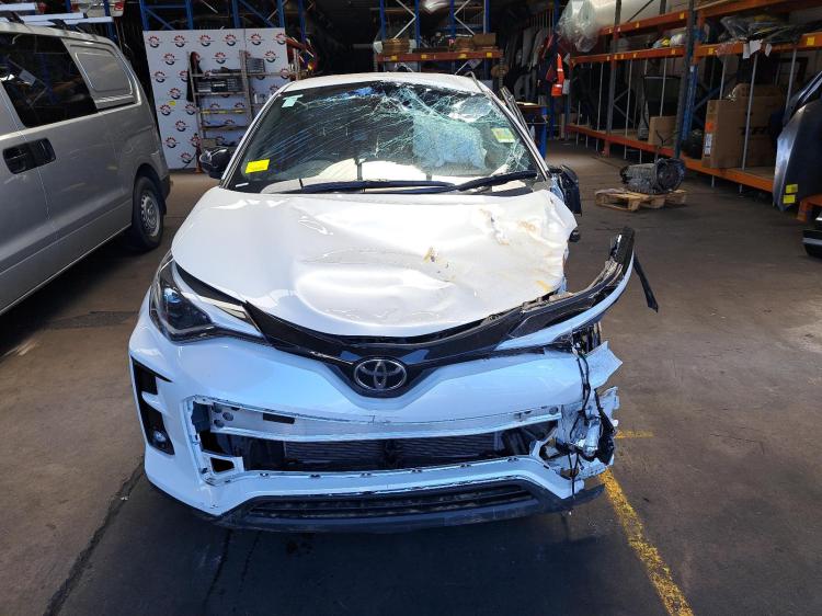 toyota C-hr ZYX10R Jun 2023 Parts & Wrecking