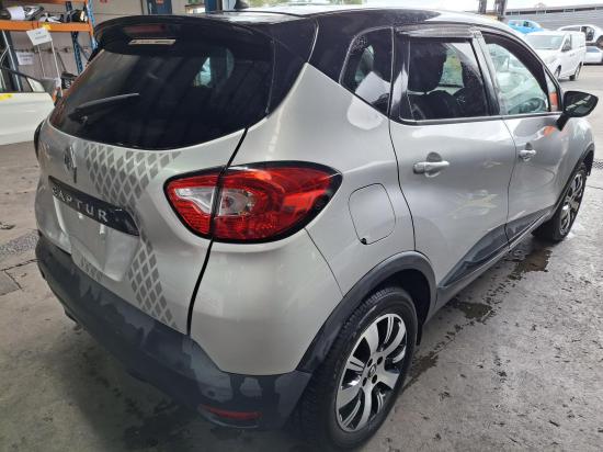renault Captur Mar 2016 SEAT BELT 