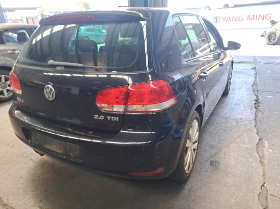 volkswagen Golf A6 2011 A/C COMPESSOR 