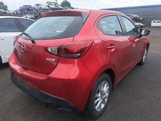 mazda 2 LEFT FRONT WINDOW REG/MOTOR 