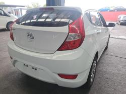 2016 Hyundai Accent RB image 4