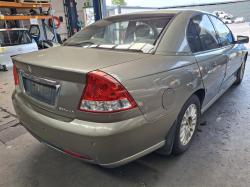2005 Holden Commodore VZ image 4
