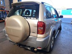 Toyota Rav4 image 4