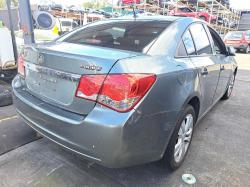 Holden Cruze image 4