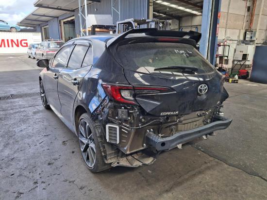 mazda 3 BK May 2005 RIGHT TAILLIGHT 