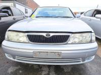 2001 Toyota Avalon MCX10R image 4