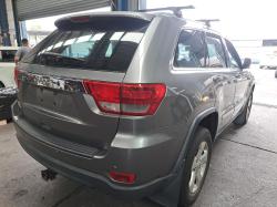 Jeep Grand Cherokee image 4