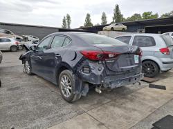 2015 Mazda 3 image 4