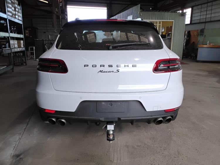 porsche Macan S 95BAD1 Jul 2017 Parts & Wrecking