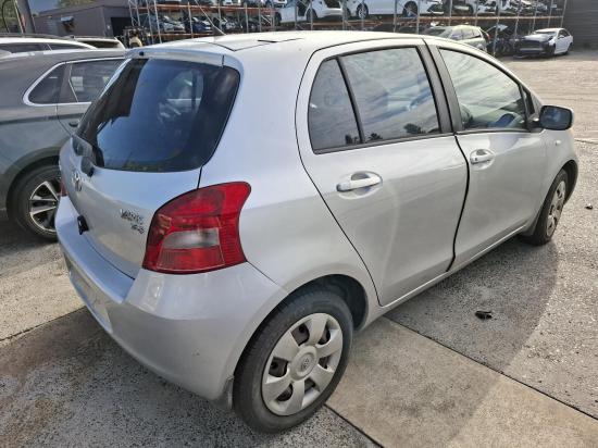 toyota Yaris NCP91R Feb BOOTLID/TAILGATE 