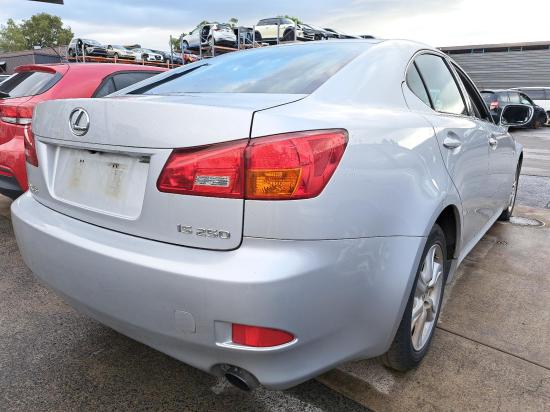 lexus Is250/is250c Sep BONNET 