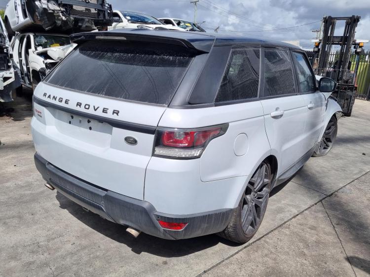 land rover Range Rover Sport SDV8 HSE DYNAMIC 2015 Parts & Wrecking