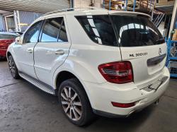 Mercedes M Class W164 image 4