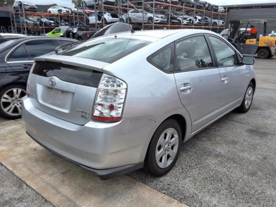 toyota Prius NHW20R Feb 2009 RIGHT REAR DOOR 