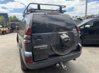 2004 Toyota Prado 120S image 4