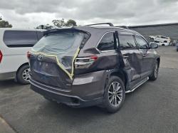 2019 Toyota Kluger GSU55R image 4