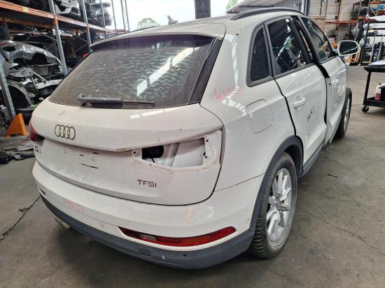 audi Q3 RIGHT REAR DOOR 