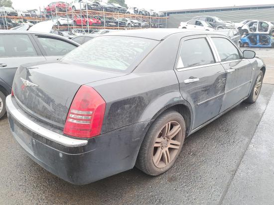 chrysler 300c RIGHT REAR DOOR 