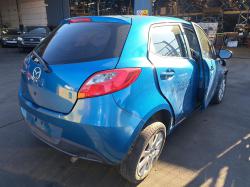 Mazda 2 image 4
