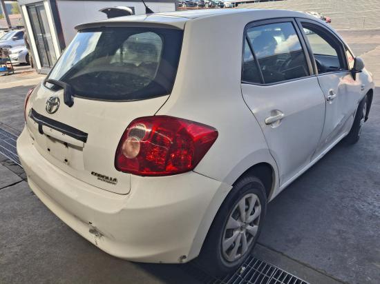 toyota Corolla ZRE152R Apr 2007 Power Window Switch 