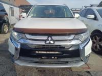 2015 Mitsubishi Outlander ZK image 4