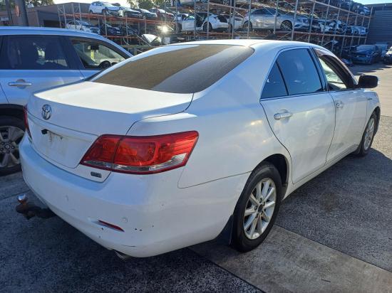 toyota Aurion GSV40R May 2010 FUEL DOOR/FILLER 