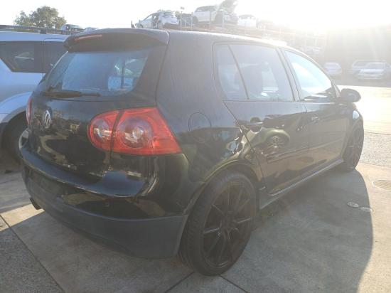 volkswagen Golf A5 May 2006 LEFT HEADLAMP 