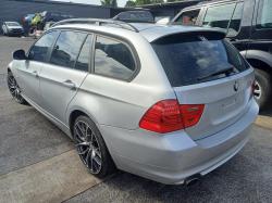 2009 Bmw 3 Series image 4